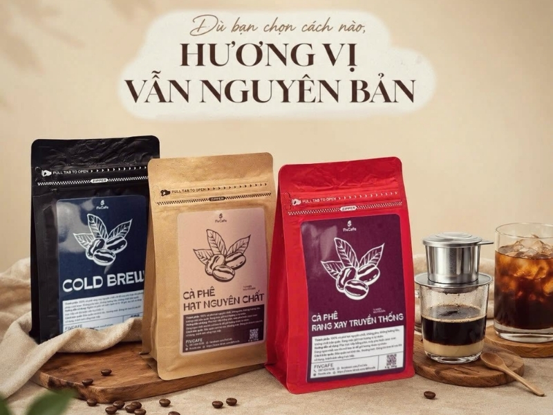Mẹo phân biệt cà phê nguyên chất và cà phê trộn đơn giản nhất Chọn thương hiệu uy tín Ưu tiên những thương hiệu có thông tin minh bạch về quy trình sản xuất và cam kết chất lượng. Đây là cách đơn giản để giảm nguy cơ mua phải cà phê trộn.