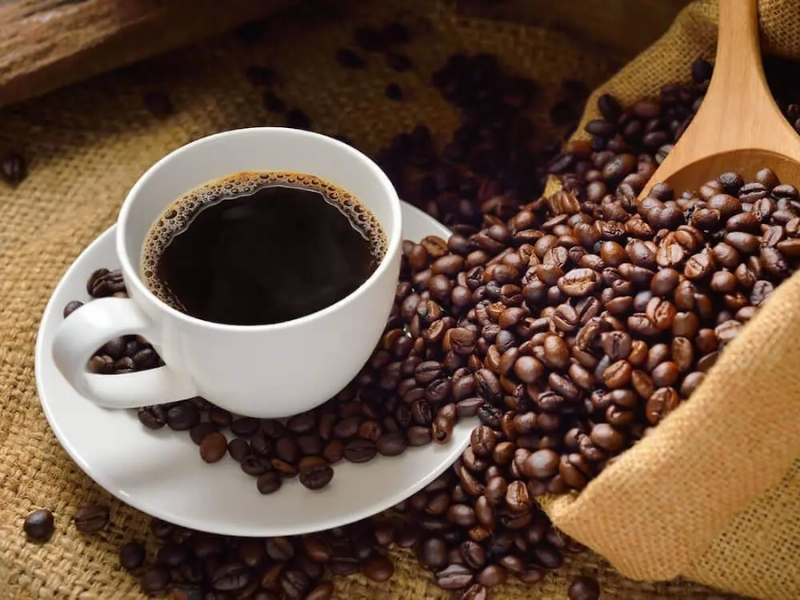 Kiểm tra nguồn gốc Hãy ưu tiên Moka có nguồn gốc rõ ràng, đặc biệt là thông tin về vùng trồng, giống hạt và đơn vị sản xuất. Những thông tin này giúp bạn dễ đánh giá chất lượng và đặc điểm hương vị trước khi mua.